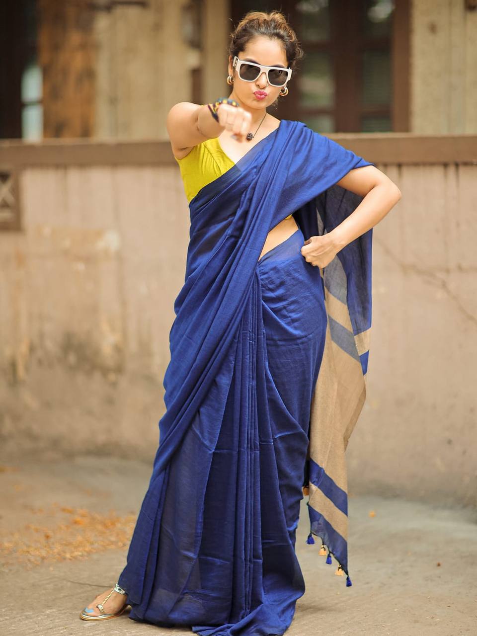 GOPIKANYA KHADI COTTON CONTRAST SAREE - BLUE