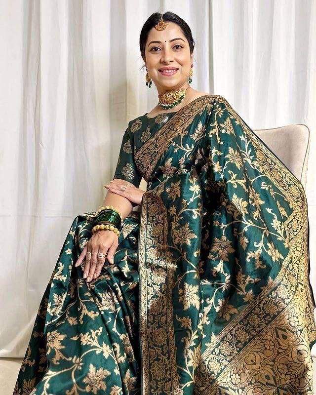 Dark Green Zari Work Soft Lichi Silk Saree