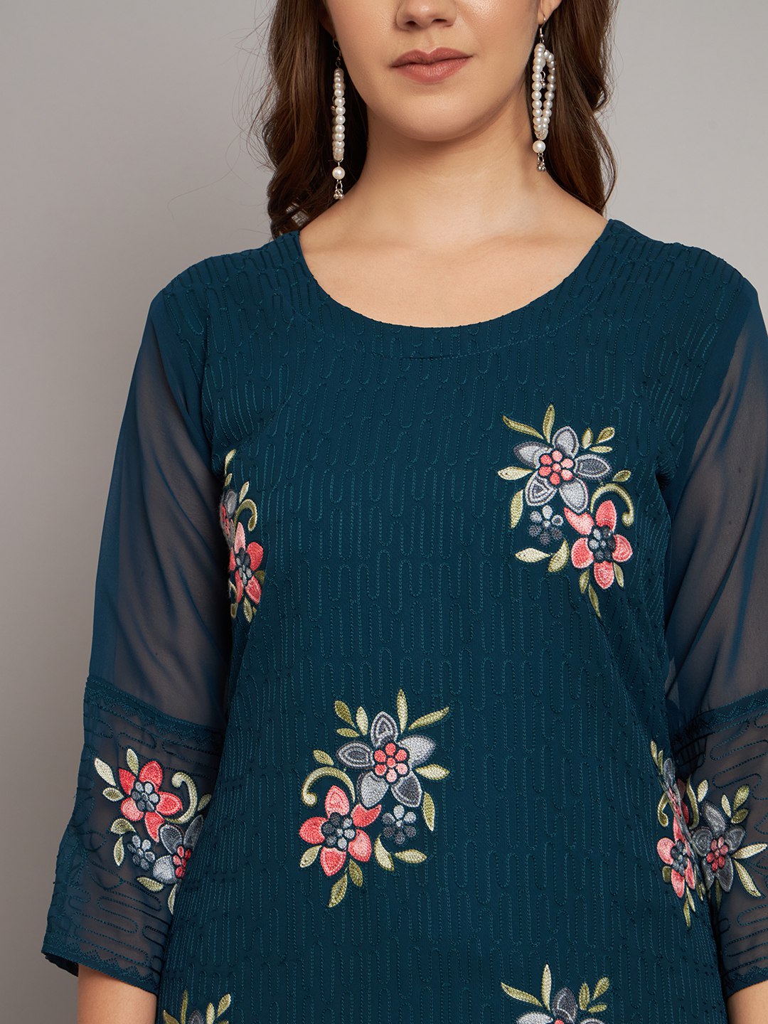 Georgette Straight Cut Round Neck Kurta with Beautiful Lucknowi Chickankari Work