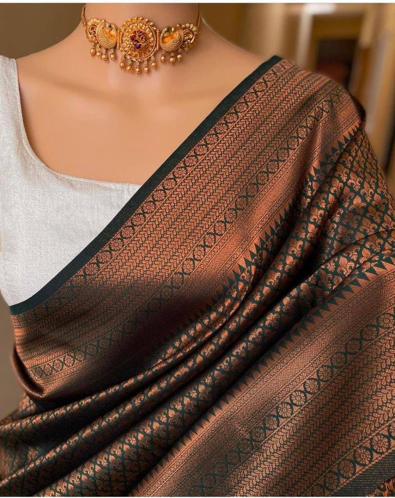 Wide Border Attractive Soft Silk Saree With Blouse For Festival Occasion - GREEN
