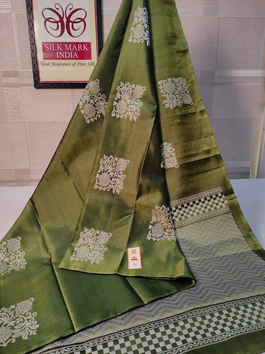 Elegant Soft Silk Saree with Silver Zari Border & Floral Motifs – Traditional Party Wear Saree - OLIVE GREEN