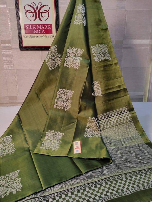 Elegant Soft Silk Saree with Silver Zari Border & Floral Motifs – Traditional Party Wear Saree - OLIVE GREEN