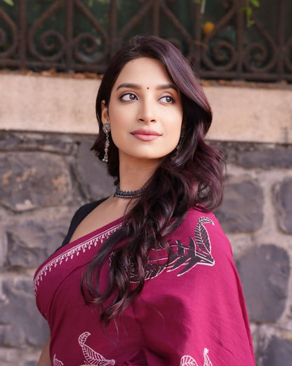 Crimson Charm – Designer Wine Red Printed Saree with Elegant Leaf Motifs