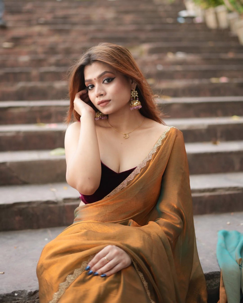 Classic Golden Silk Saree with Elegant Border Finish
