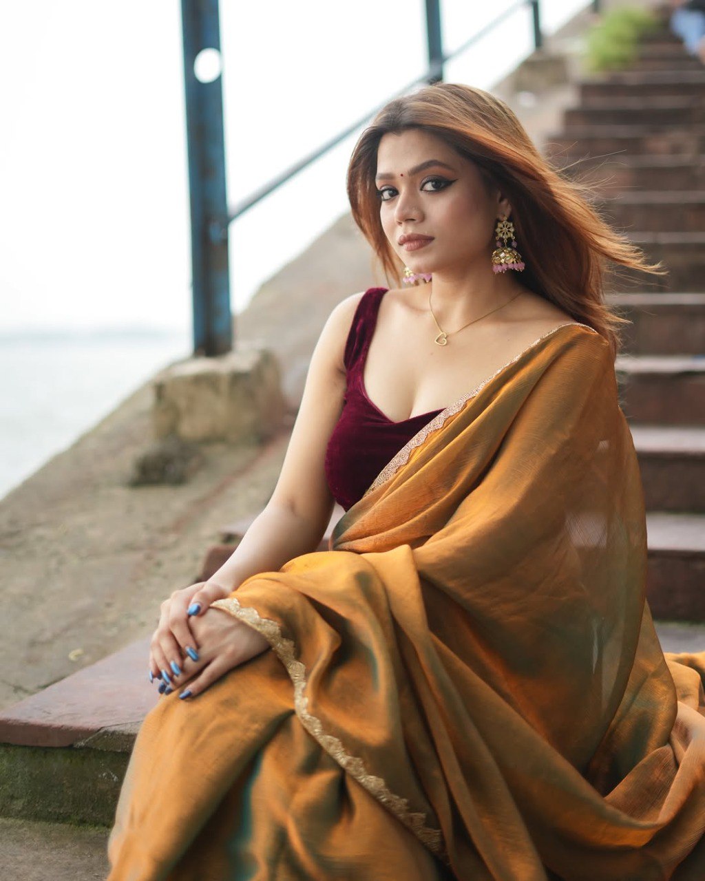 Classic Golden Silk Saree with Elegant Border Finish