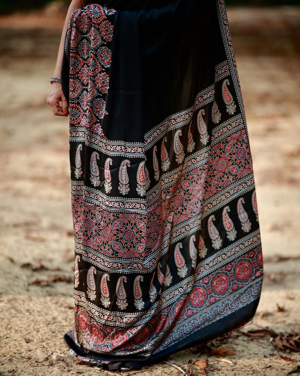 BLACK Crepe Silk Ready-to-Wear Saree with Unstitched Silk Blouse