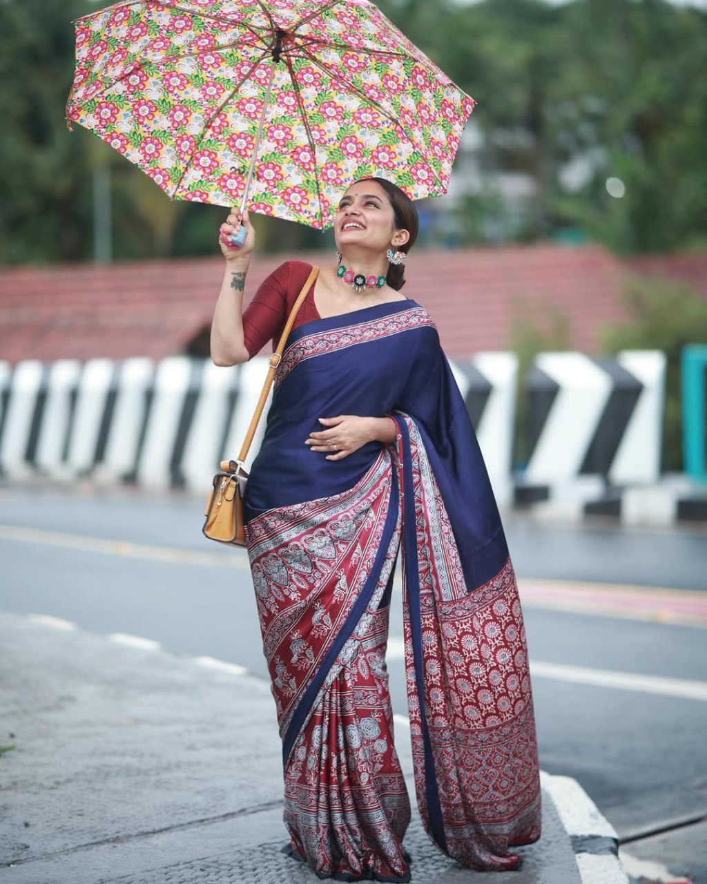 Trendy Printed Crepe Silk Ready-to-Wear Saree with Unstitched Silk Blouse