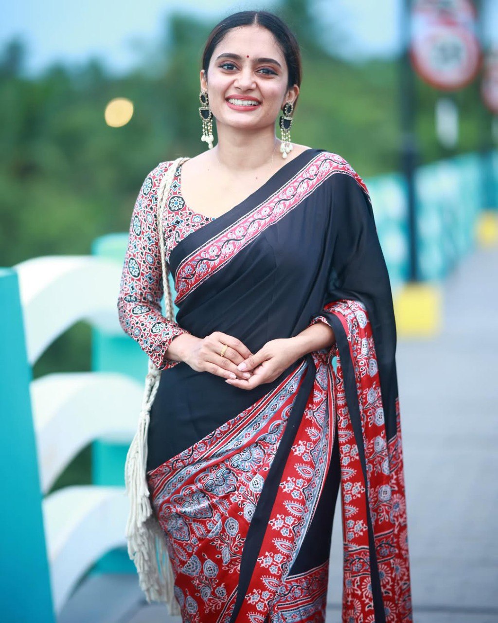 Trendy Printed Crepe Silk Ready-to-Wear Saree with Unstitched Silk Blouse