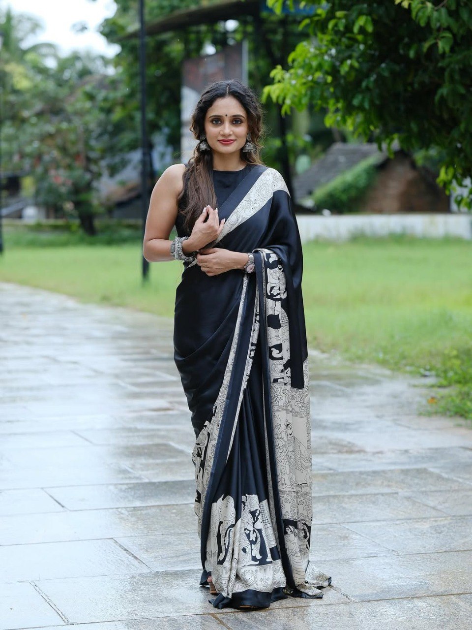 Premium Printed Crepe Silk Ready-to-Wear Saree with Unstitched Silk Blouse