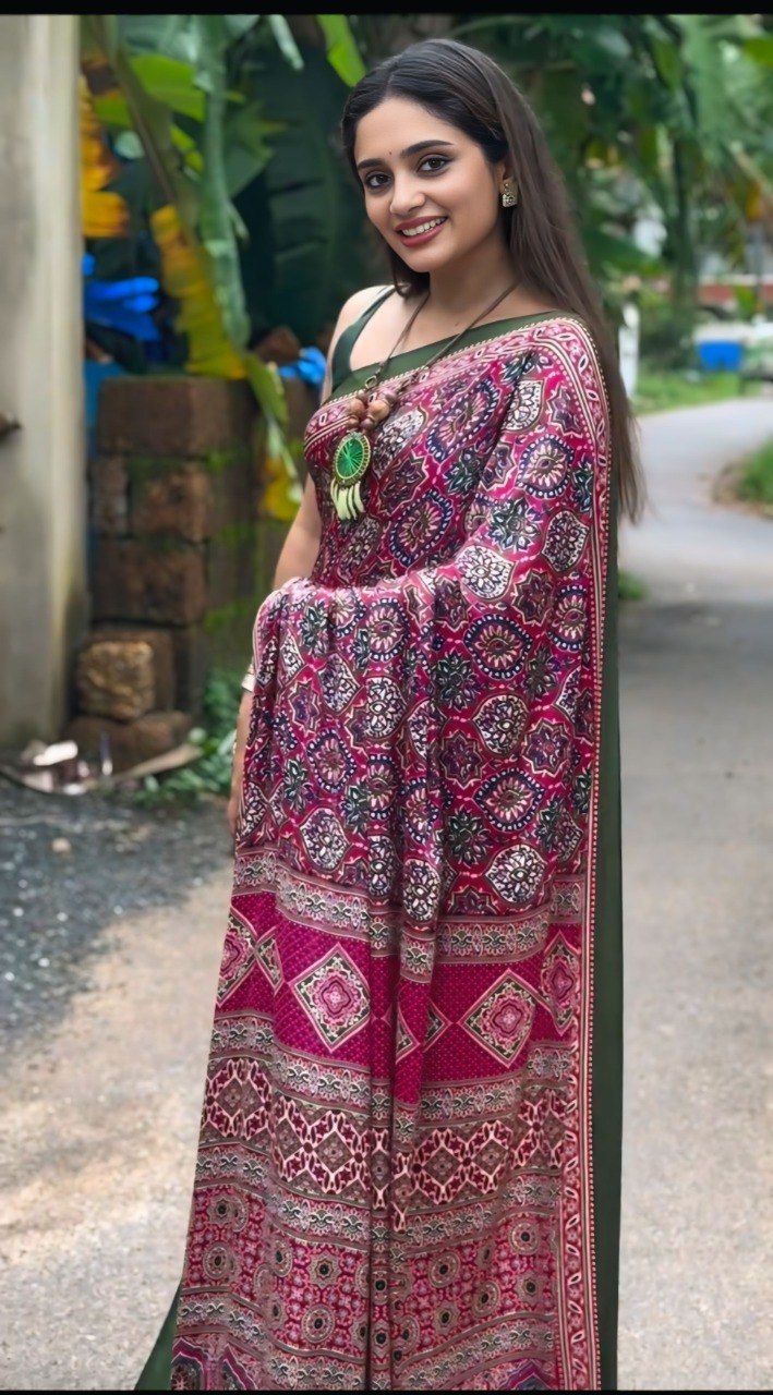 Elegant Printed Crepe Silk Ready-to-Wear Saree with Unstitched Silk Blouse