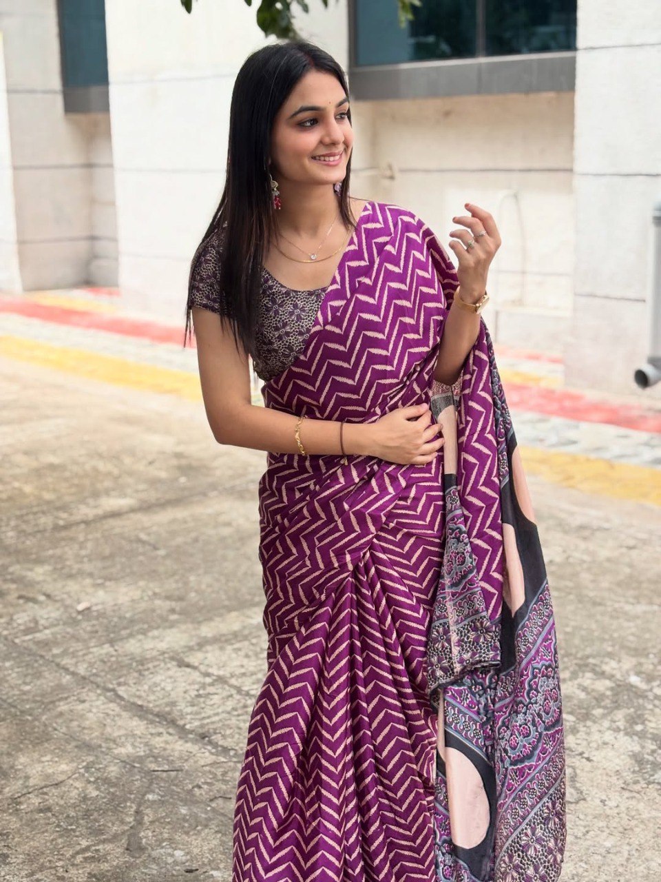 PURPLE Printed Crepe Silk Ready-to-Wear Saree with Unstitched Silk Blouse