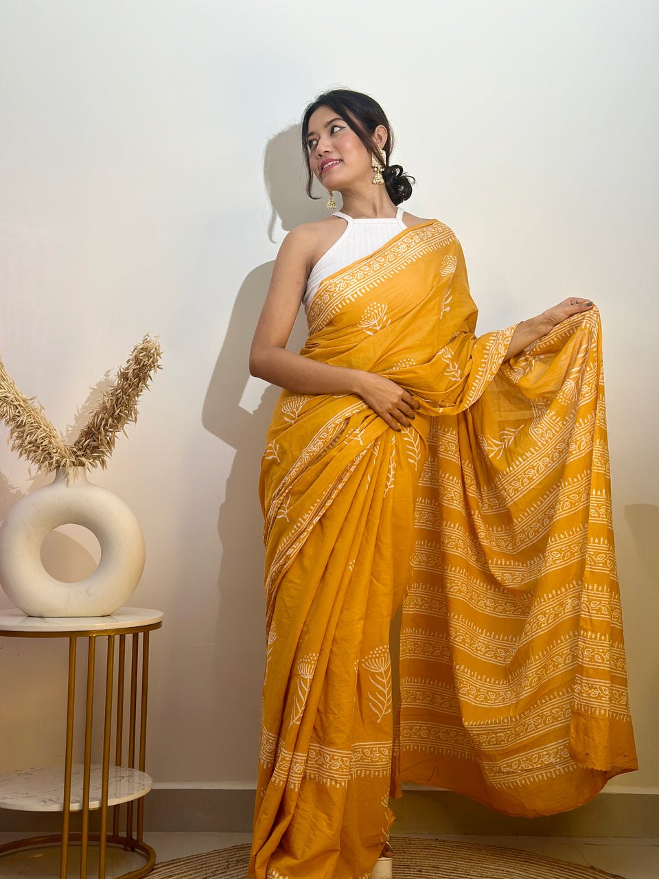 Ready-to-Wear Printed Mul Cotton Saree with Pocket & Unstitched Silk Blouse