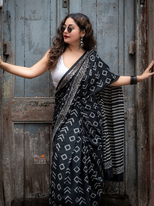 Trendy Printed Mul Cotton Ready-to-Wear Saree with Pocket & Silk Blouse Piece