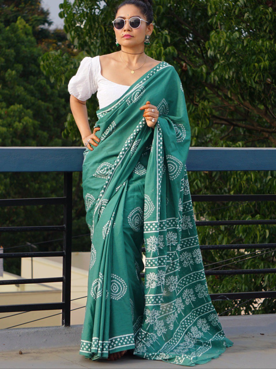 Ready-to-Wear Printed Mul Cotton Saree with Pocket & Unstitched Silk Blouse