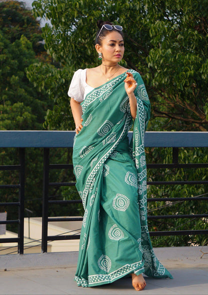 Ready-to-Wear Printed Mul Cotton Saree with Pocket & Unstitched Silk Blouse