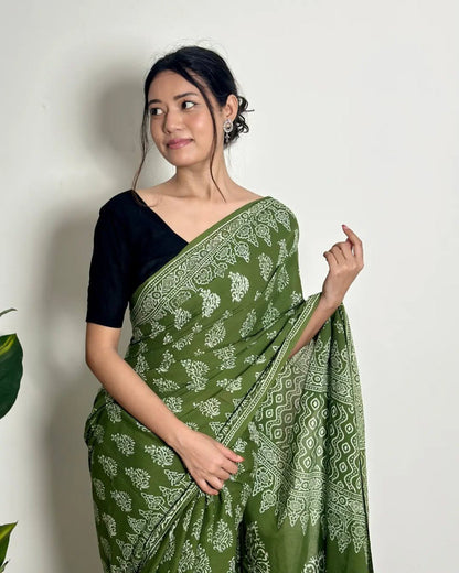 Elegant Mul Cotton Printed Ready-to-Wear Saree with Pocket & Silk Blouse