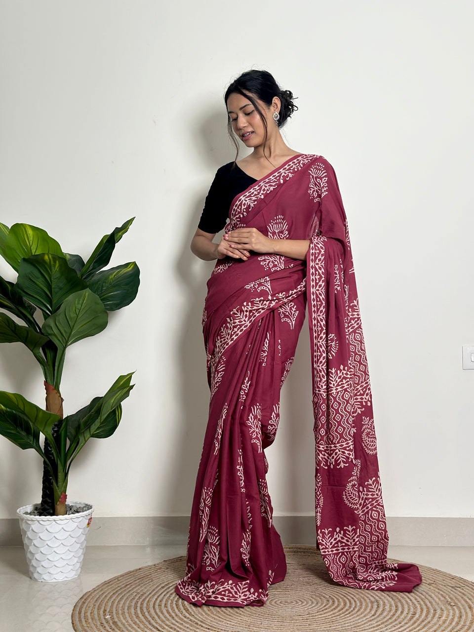 Ready-to-Wear Printed Mul Cotton Saree with Pocket & Unstitched Silk Blouse