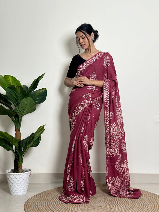 Ready-to-Wear Printed Mul Cotton Saree with Pocket & Unstitched Silk Blouse
