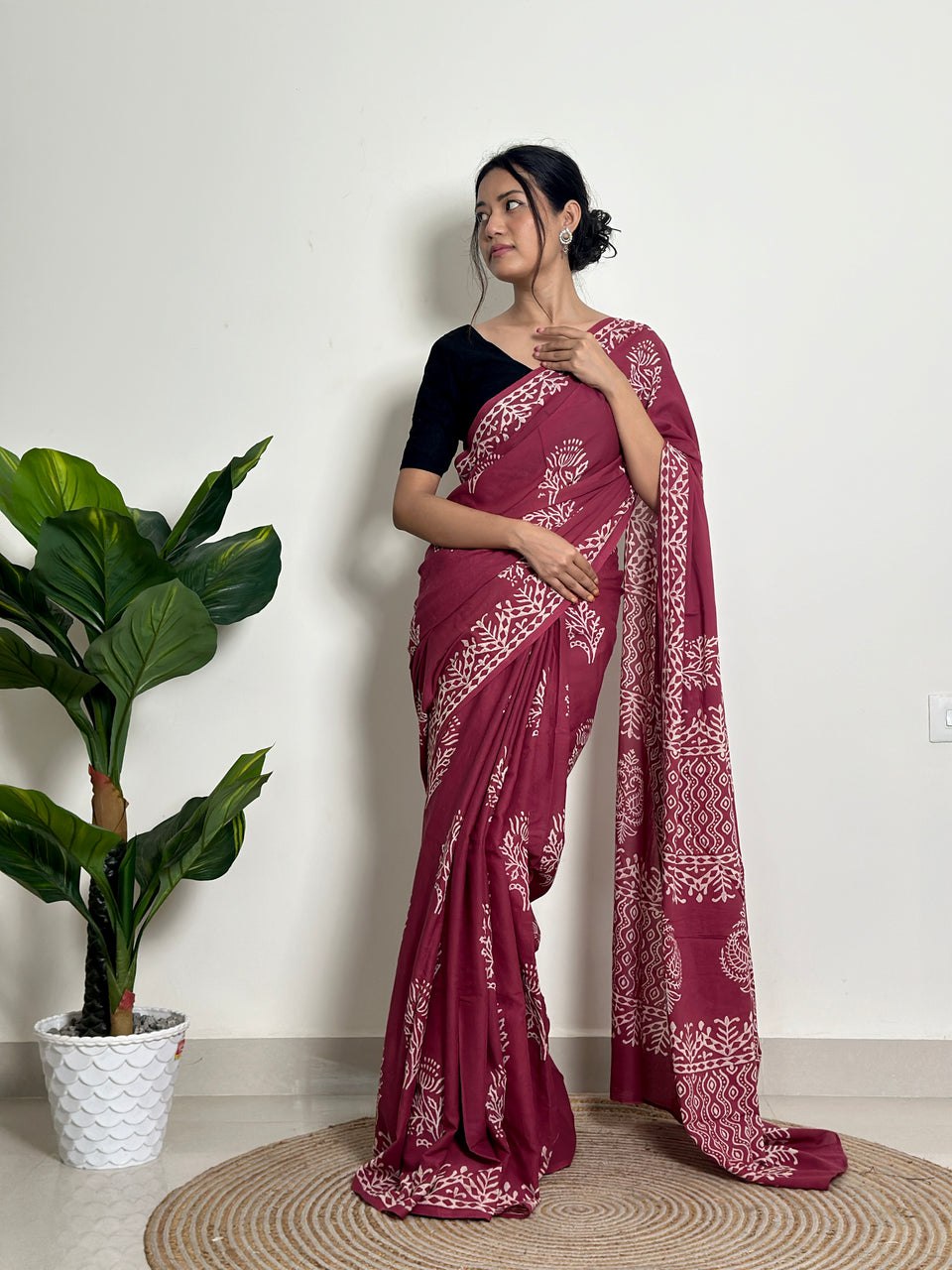 Ready-to-Wear Printed Mul Cotton Saree with Pocket & Unstitched Silk Blouse