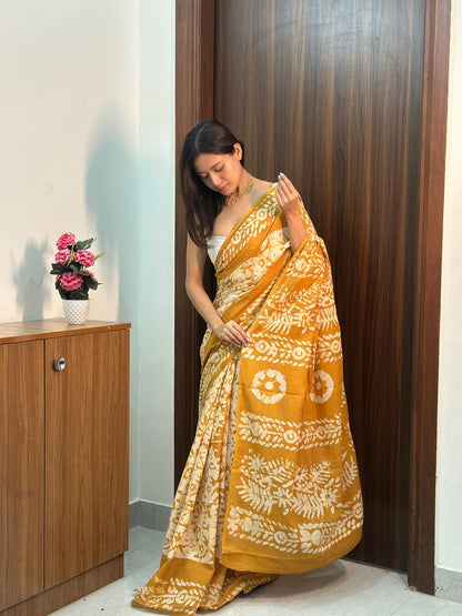 mustard yellow Printed Mul Cotton Ready-to-Wear Saree with Pocket & Unstitched Silk Blouse