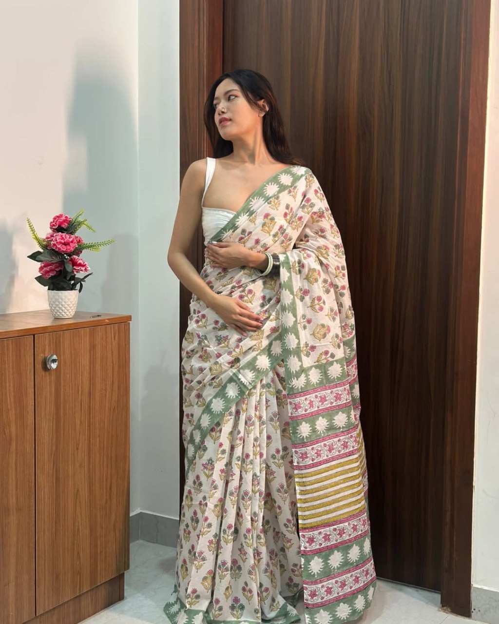 Ready-to-Wear Printed Mul Cotton Saree with Pocket & Unstitched Silk Blouse