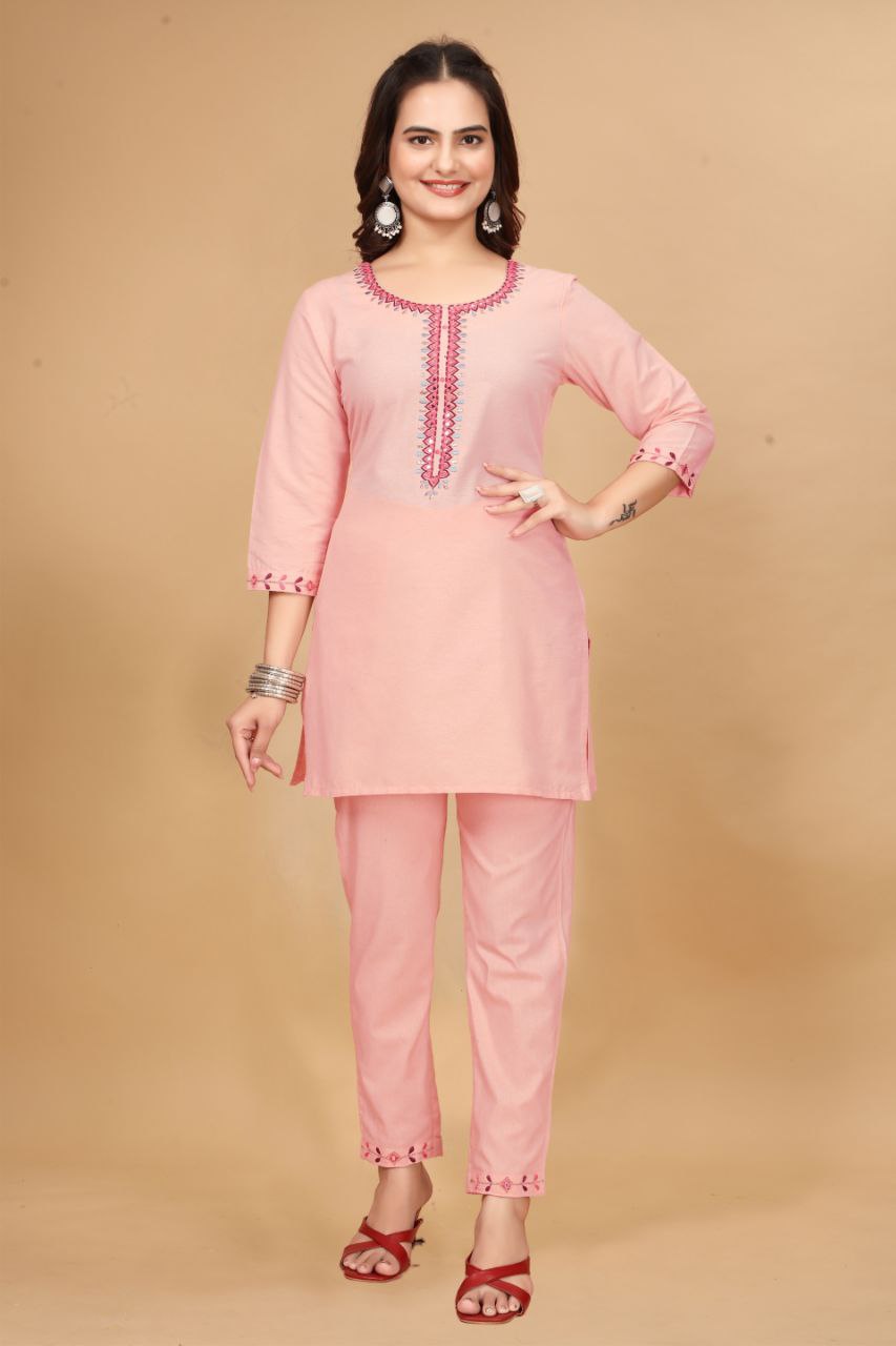 TRENDING HANDWORK COORDSET
