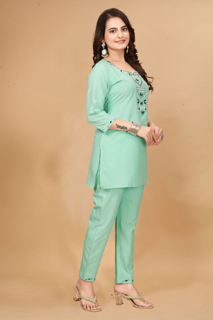 TRENDING HANDWORK COORDSET