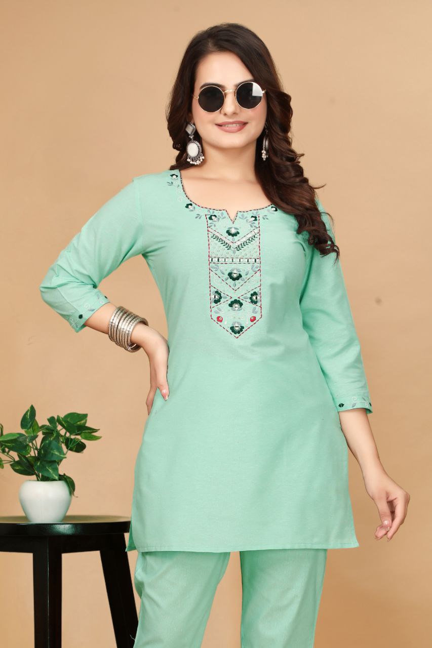 TRENDING HANDWORK COORDSET