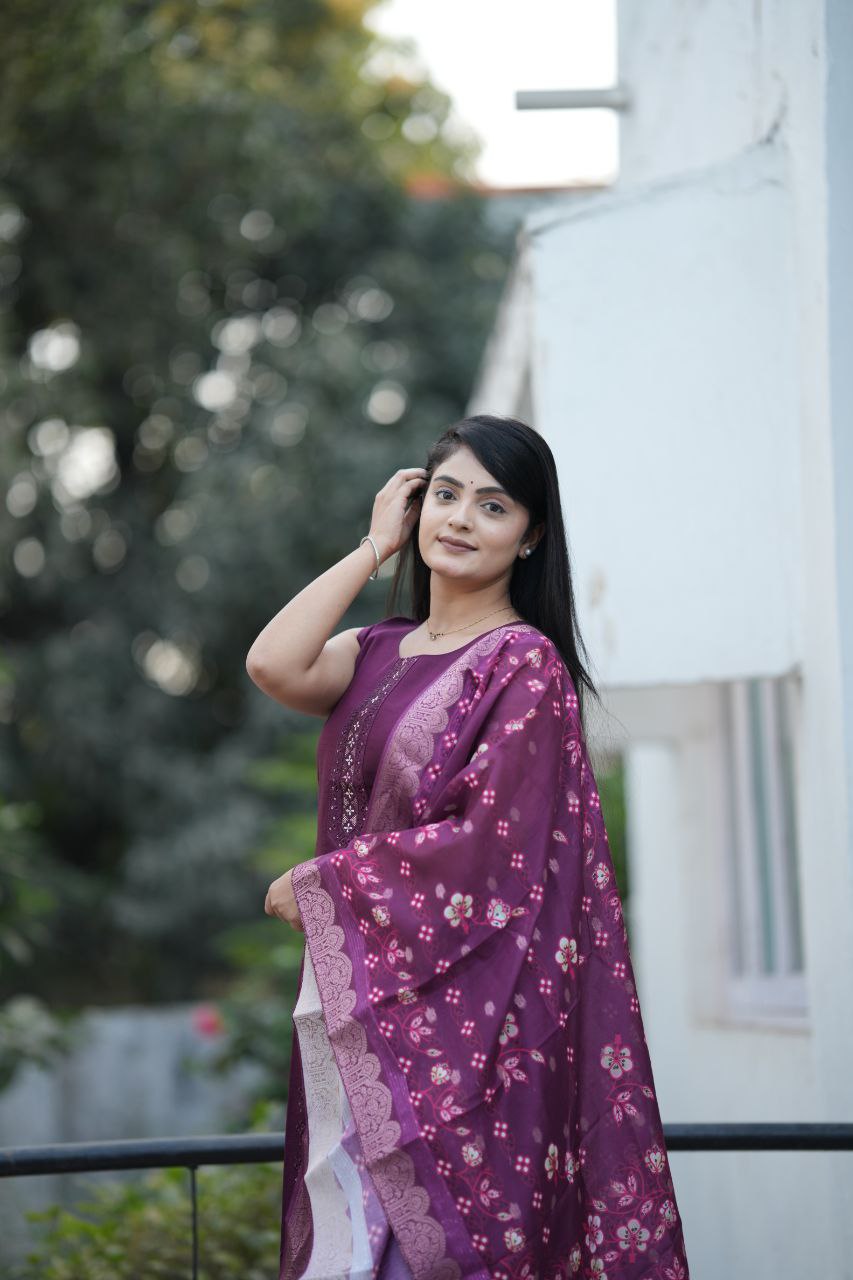 new heavy afghani pant pair set with heavy long dupatta