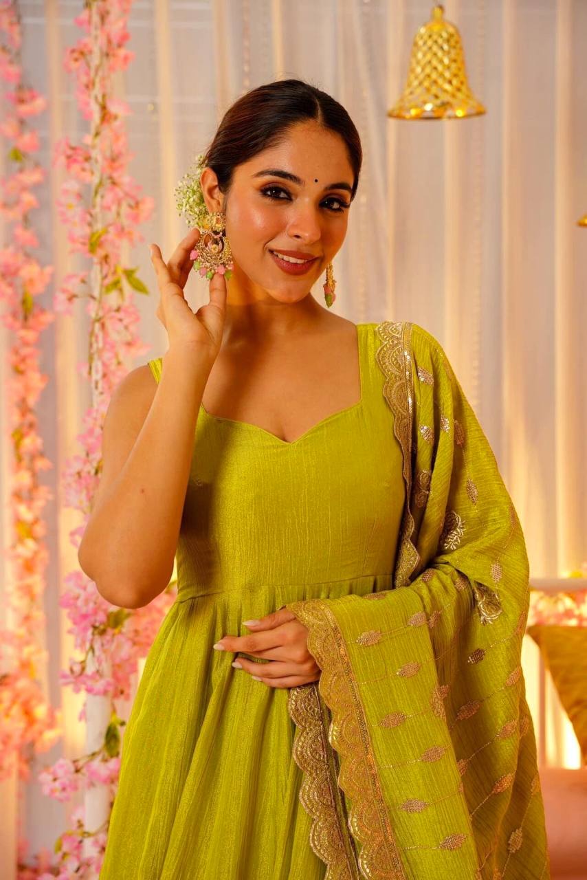 New Launching Embroidery Sequence Zari Work Gown Pant With Dupatta