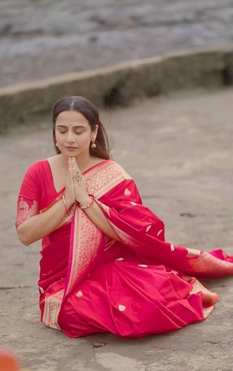 Pink Color Elegant Banarasi Silk Saree