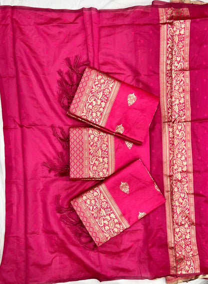 Pink Color Elegant Banarasi Silk Saree