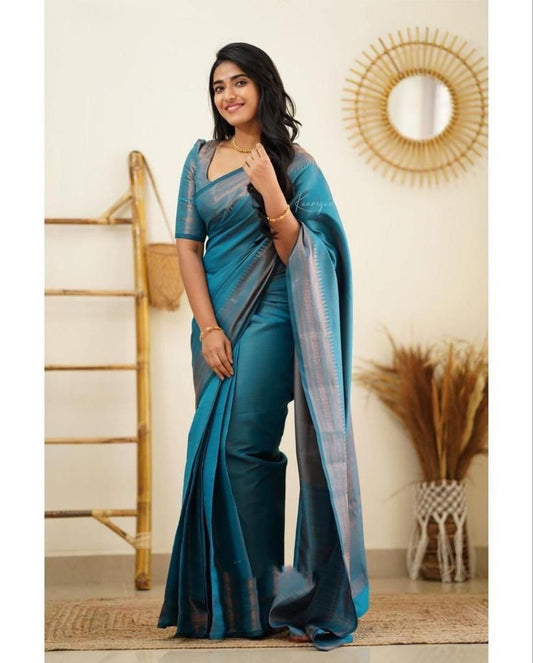 Beautiful Kanjivaram Woven Silk Saree With Blouse Piece -Blue