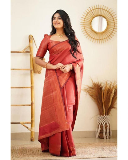 Beautiful Kanjivaram Woven Silk Saree With Blouse Piece- RED