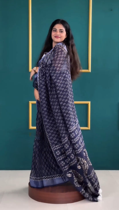 New linen pattu border printed soft linen by linen saree with zari pattu weaving border.