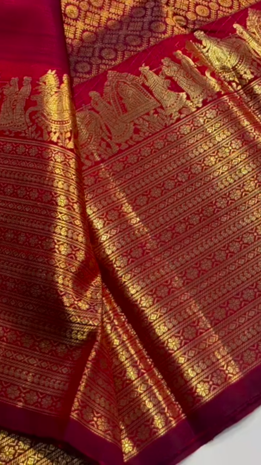 Wine Pallaku Kanchipuram Slik Saree