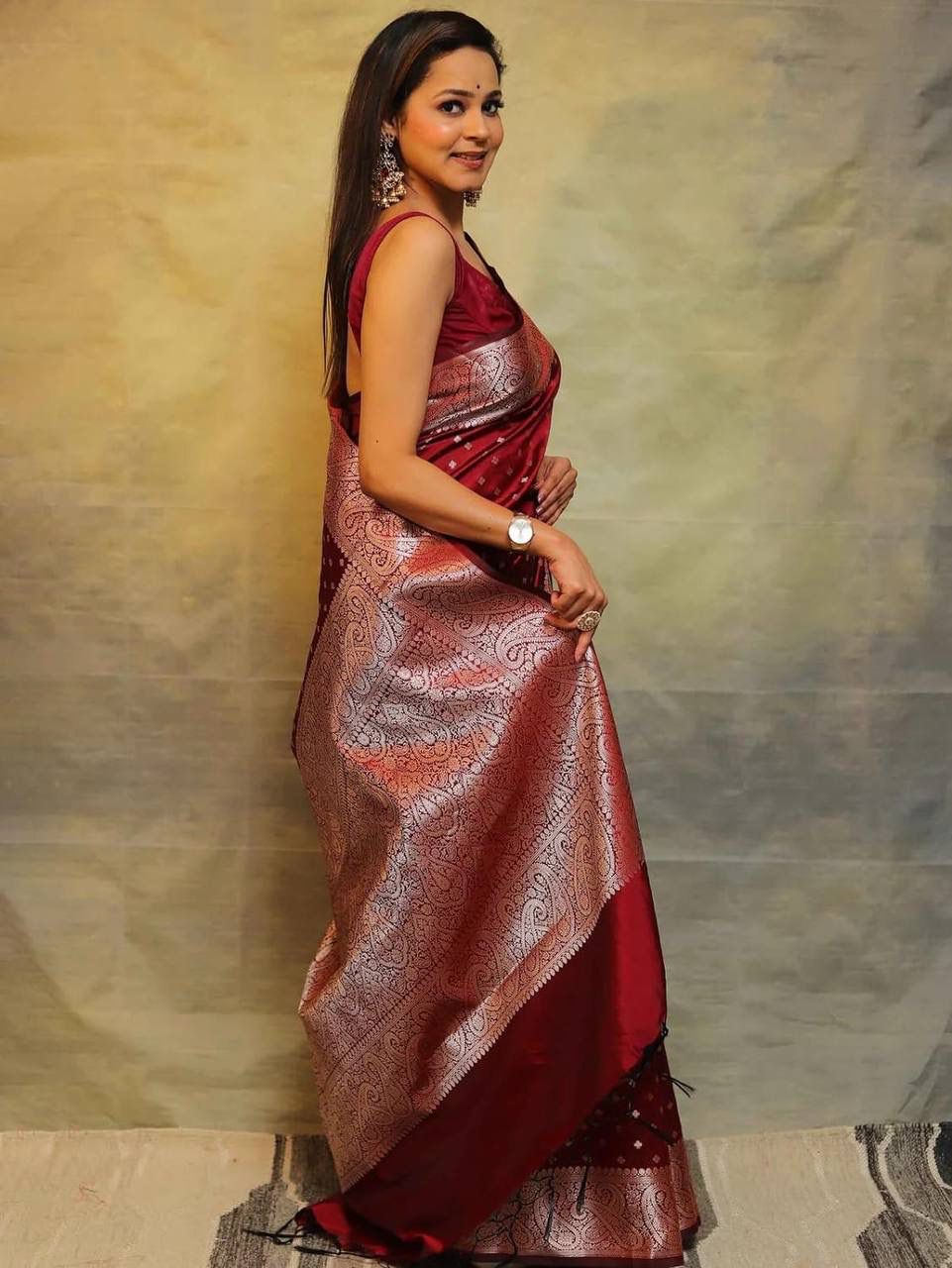 New Design Soft Lichi Silk Cloth Saree