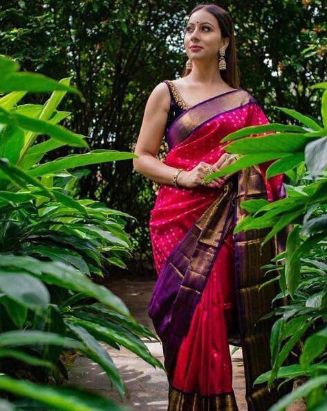 Elegant Soft Lichi Silk Saree with Rich Pallu & Jacquard Work