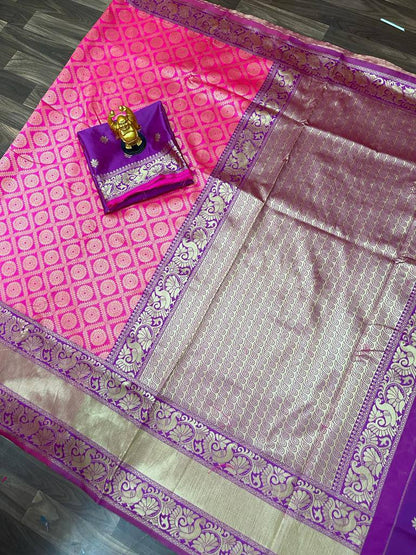 Dark Pink Colour Kanjivaram Woven Silk Saree With Blouse Piece