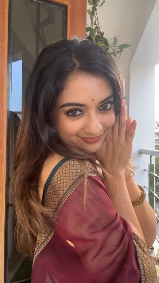 Classic Heritage Lichi Silk Saree with Exclusive Blouse