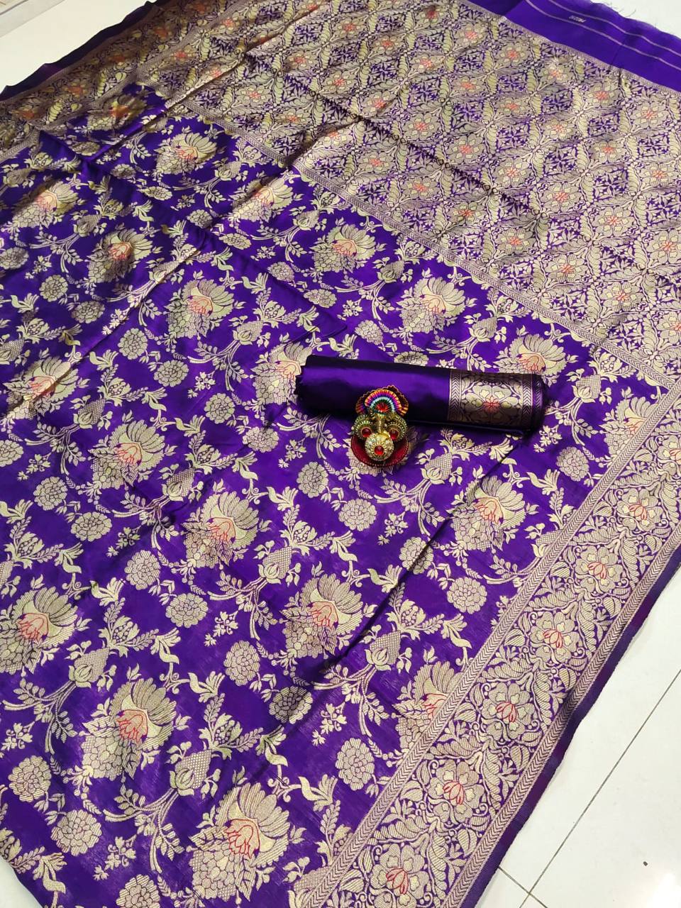 Classic Soft Lichi Silk Saree with Rich Pallu & Jacquard Design
