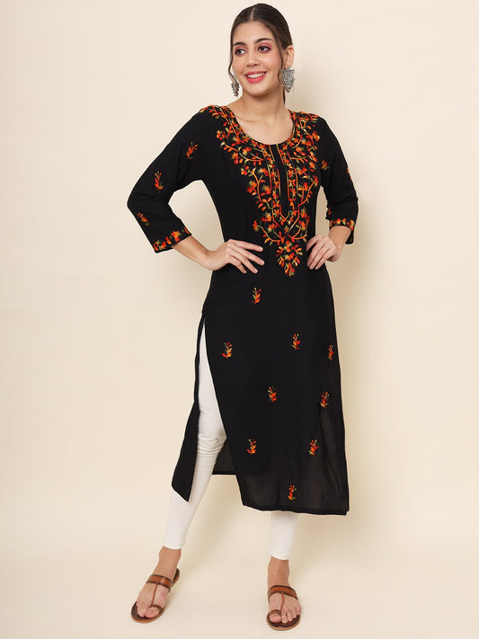 Women Resham Embroidered Rayon Kurta
