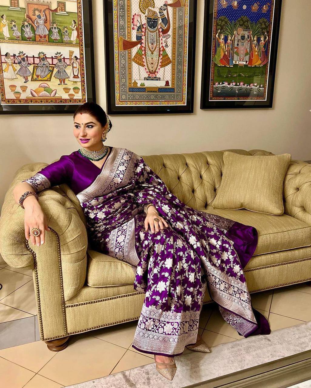 Elegant Soft Lichi Silk Saree with Rich Pallu & All-Over Jacquard Work