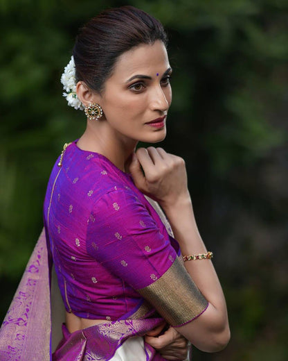 Elegant Soft Lichi Silk Saree with Rich Pallu & Jacquard Work