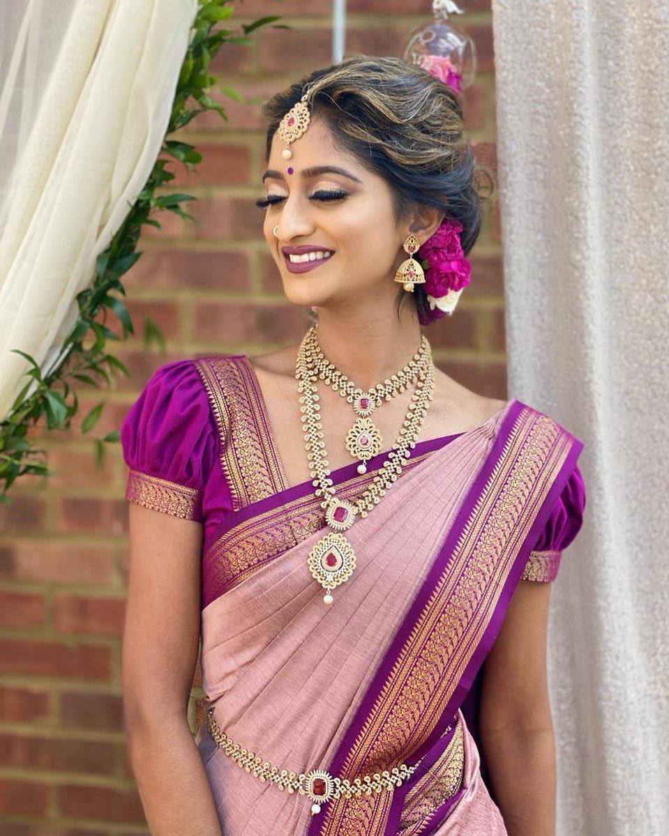 Elegant Lichi Silk Saree with Rich Pallu & Jacquard Weave