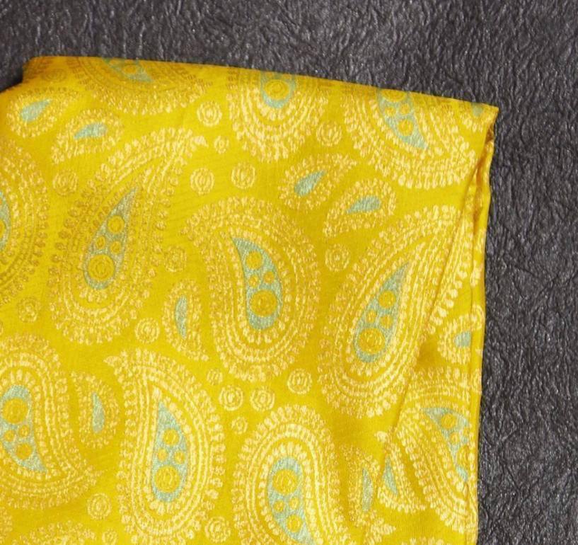 Yellow and Aqua Green Colour Kanjivaram Woven Silk Saree With Blouse Piece