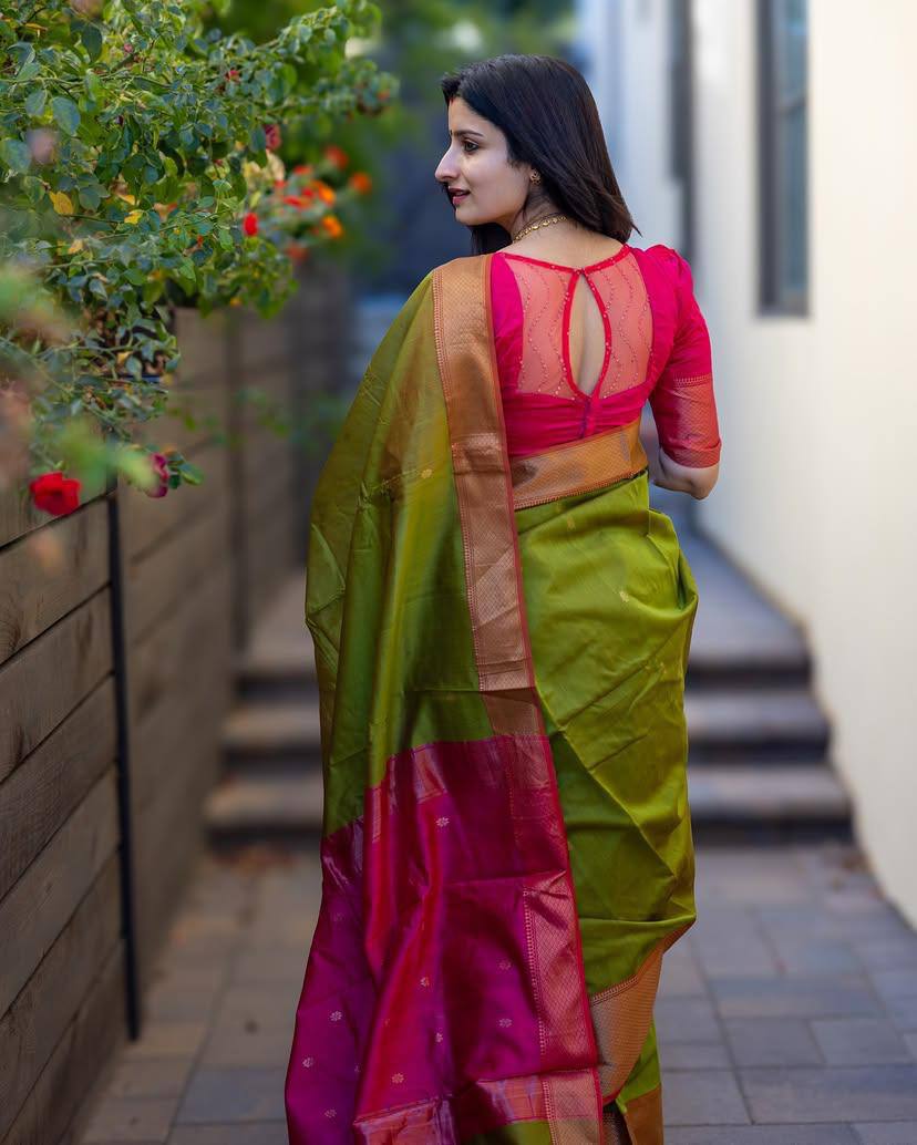 Elegant Dual Tone Soft Lichi Silk Saree with Rich Pallu & Jacquard Work