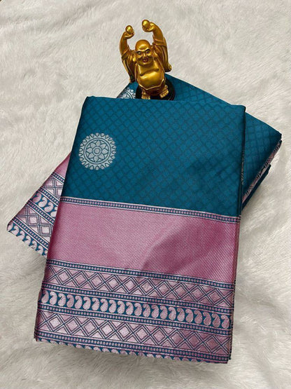 Morpich Colour Banarasi Litchi Silk Saree With Blouse PieceSoft Litchi Silk Lace Border Saree