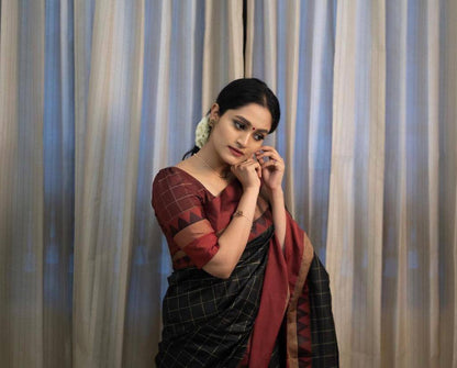 Elegant Soft Lichi Silk Saree with Rich Pallu & Heavy Brocade Blouse