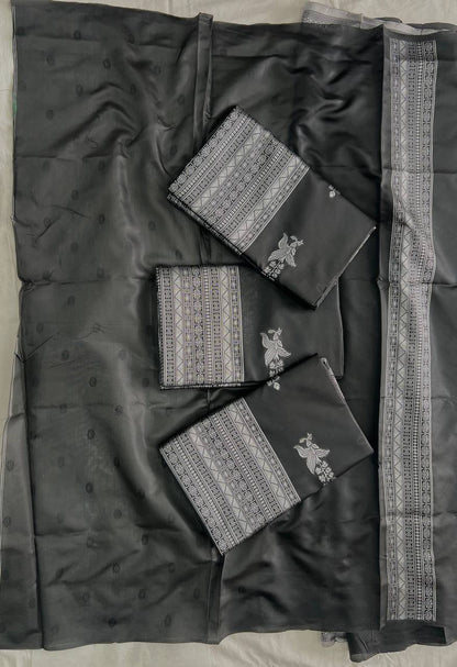 Elegant Soft Lichi Silk Saree with Rich Pallu & Jacquard Design
